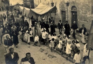 Procession du "Corpus Domini" autrefois à l'Isola Maggiore