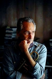 Jon Hassell, un innovateur et un pionnier. Il est le créateur de la "Fourth World Music".