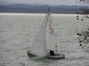 Une activité nautique accrue aux abords de l'Isola Maggiore.