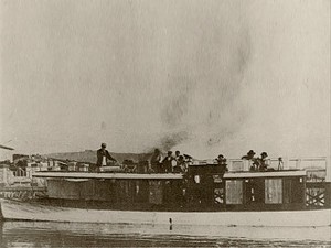 1905 - Le "Concordia", bateau à vapeur de la "Società di navigazione del Trasimeno" (Passignano).