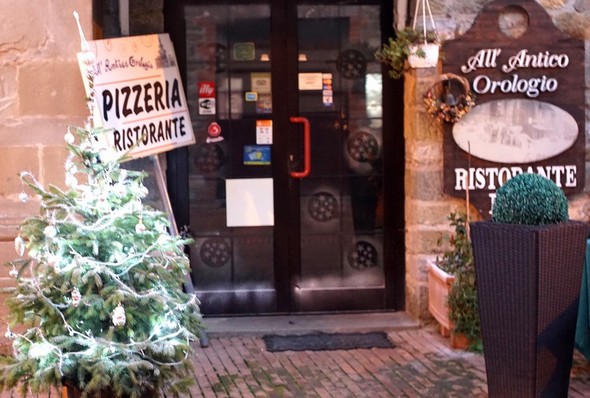 Désormais, la seule décoration de Noël de l'Isola Maggiore. Un peu tristounet, non ?