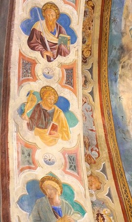 Trois Apôtres à droite du Christ.( à SA droite ).